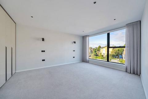 5 bedroom semi-detached house to rent, The Vale, Golders Green, London, NW11