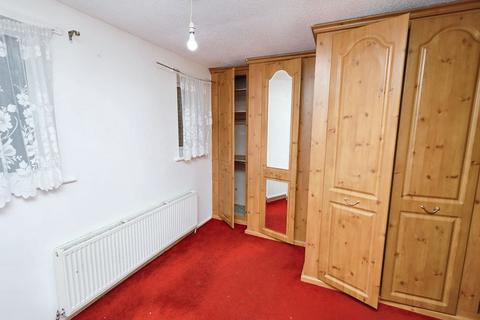 3 bedroom terraced house for sale, 163 Brussels Way, Luton, Bedfordshire, LU3 3TJ