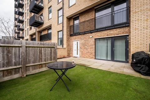 2 bedroom maisonette for sale, Woolwich New Road, Woolwich, London, SE18