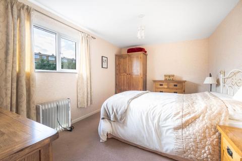 77 Ferrars Way, Cambridge, CB4 3RF