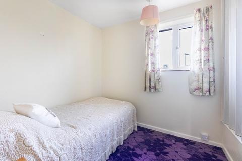 77 Ferrars Way, Cambridge, CB4 3RF