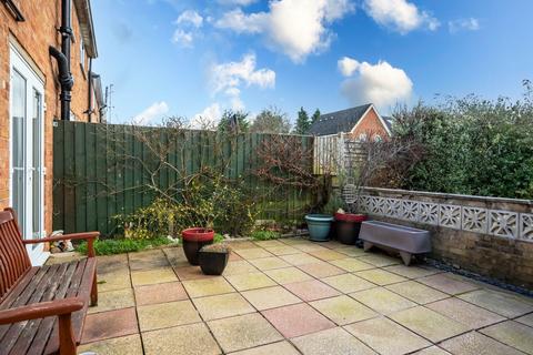 77 Ferrars Way, Cambridge, CB4 3RF