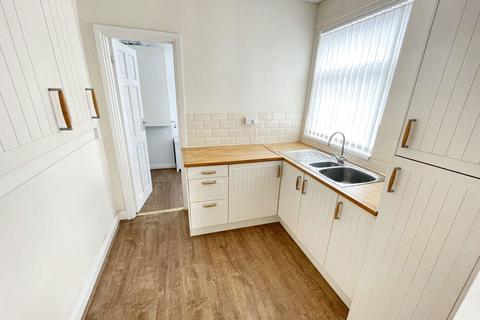 3 bedroom maisonette for sale, Straker Terrace, South Shields, Tyne and Wear, NE34 0JX