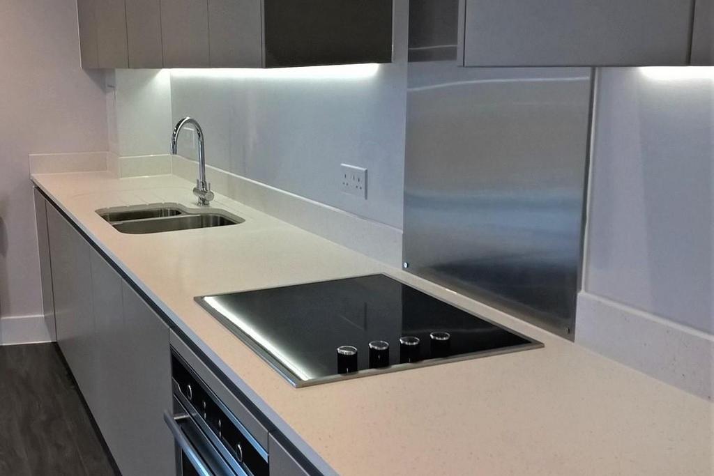 Kitchen close up.jpg