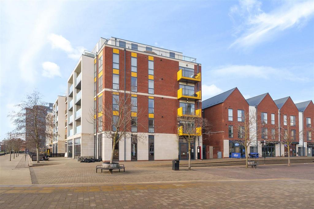 Exterior h.JPG