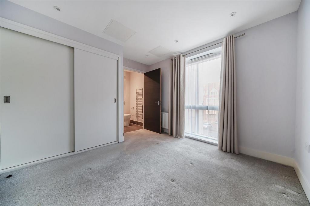 Bedroom 1 h.JPG