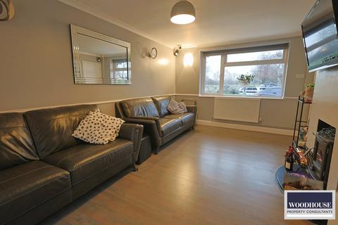 3 bedroom end of terrace house to rent, Government Row, Enfield EN3