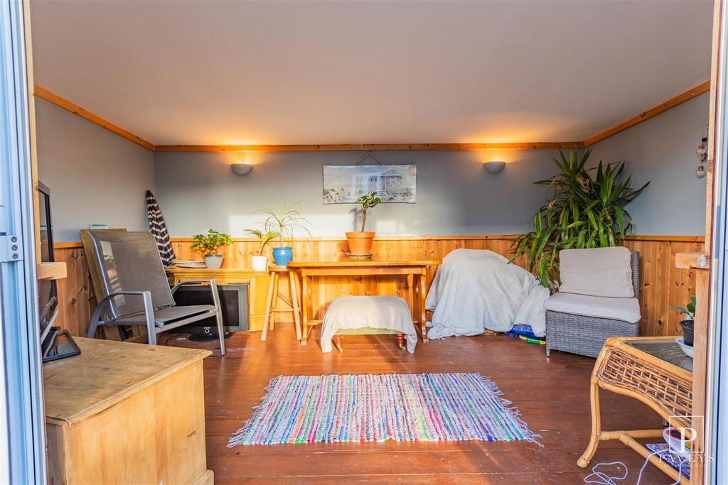 Summer house