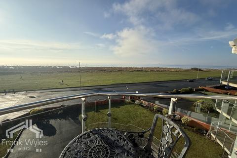 2 bedroom apartment for sale, 10, Cartmell Court, 139 South Promenade, Lytham St. Annes, Lancashire