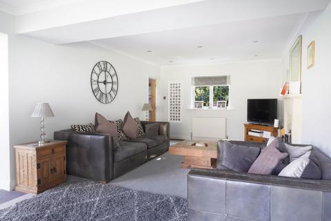 The Lodge Tilley Lane, Headley, Epsom, KT18 6EN