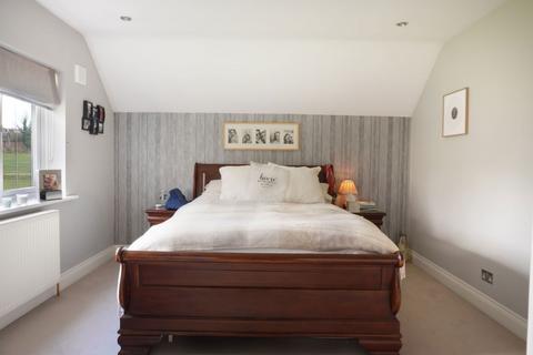 The Lodge Tilley Lane, Headley, Epsom, KT18 6EN