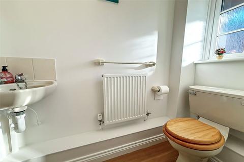 4 Coniston Way, Littlehampton, BN17 6SR