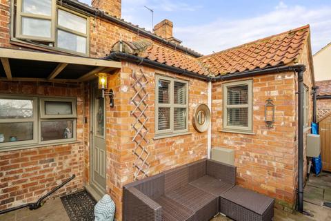 undefined, Long Street, Grantham NG32