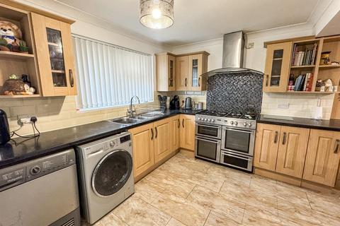 16 Drake Close, Corby, NN17 2RJ