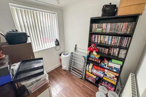 16 Drake Close, Corby, NN17 2RJ