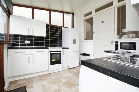 3 bedroom terraced house to rent, Surrey Road, Dagenham, RM10