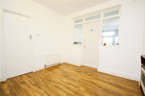 3 bedroom terraced house to rent, Surrey Road, Dagenham, RM10