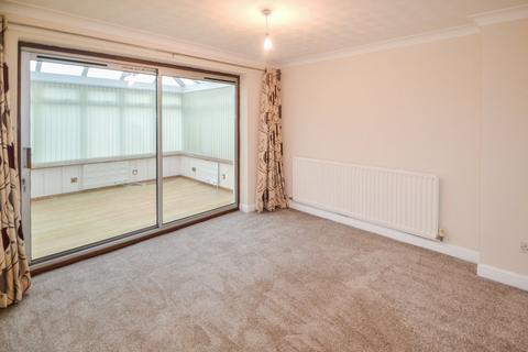 4 bedroom detached house to rent, Cheshire Close, Madeley