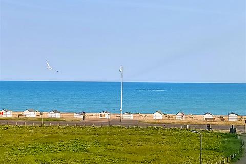 2 bedroom flat for sale, Sutton Place, Bexhill-on-Sea
