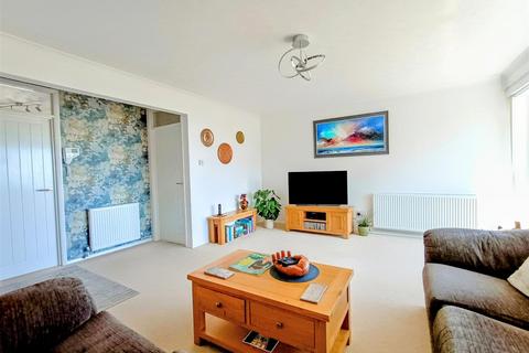 2 bedroom flat for sale, Sutton Place, Bexhill-on-Sea