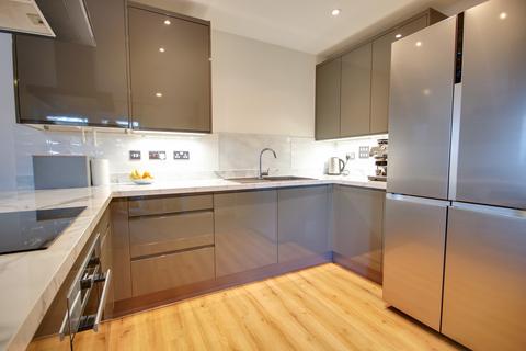 2 bedroom flat for sale, HAREFIELD! OPEN PLAN LIVING! STUNNING KITCHEN!