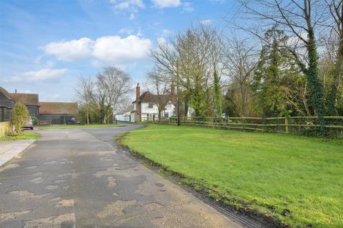 3 bedroom bungalow for sale, Salmonds Grove, Ingrave, Brentwood, Essex