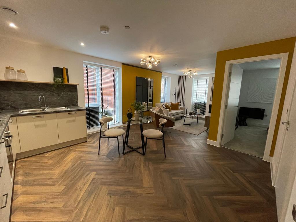 Apartment in Solihull, West Midlands - View 2