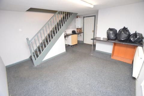 Property to rent, Old Coach House, George Street, Ashton