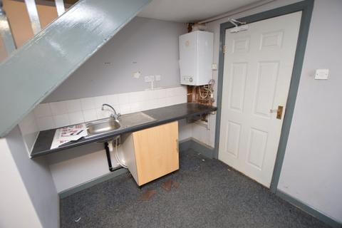 Property to rent, Old Coach House, George Street, Ashton