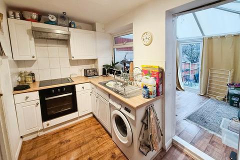 5 Ryde Drive, Stanford-le-hope, SS17 0DR
