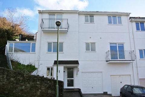 2 bedroom terraced house to rent, Saffron Park, Kingsbridge