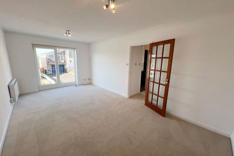 2 bedroom terraced house to rent, Saffron Park, Kingsbridge