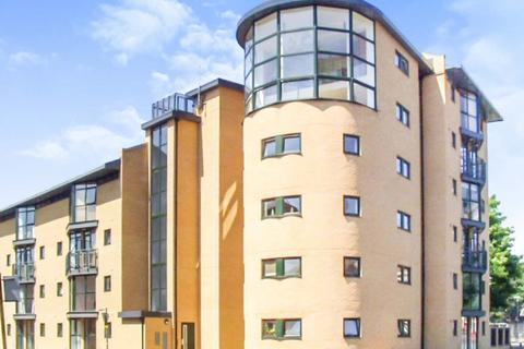 2 bedroom flat for sale, Burlington Street, Manchester, Hulme, M15