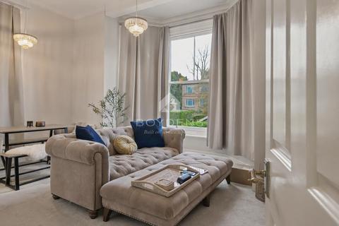 undefined, Oxford Court, Colchester CO3