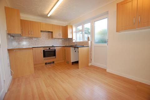 2 bedroom townhouse to rent, Hewitts Close, Briston