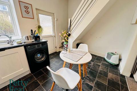 2 bedroom terraced house for sale, Cleveland Street, Colne