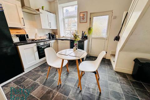 2 bedroom terraced house for sale, Cleveland Street, Colne