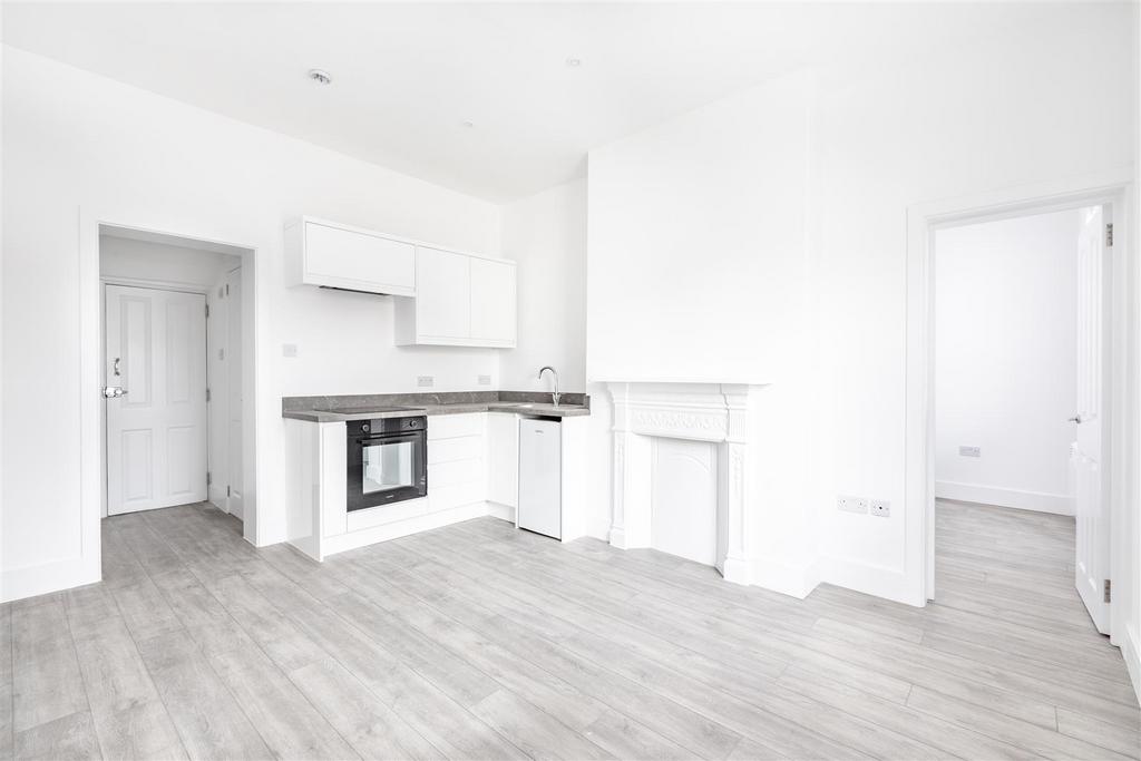 Reception/Kitchen