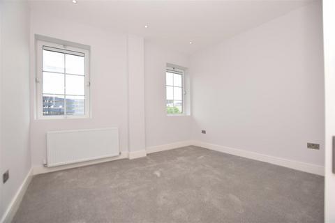 1 bedroom flat to rent, 10360 Newfoundland Circus, Bristol