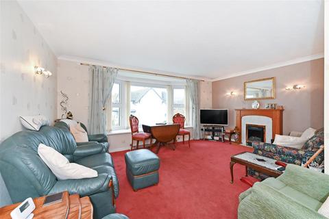 2 bedroom apartment to rent, The Esplanade, Bognor Regis