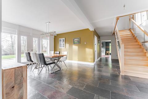 4 bedroom detached house for sale, Norwich Road, Chedgrave