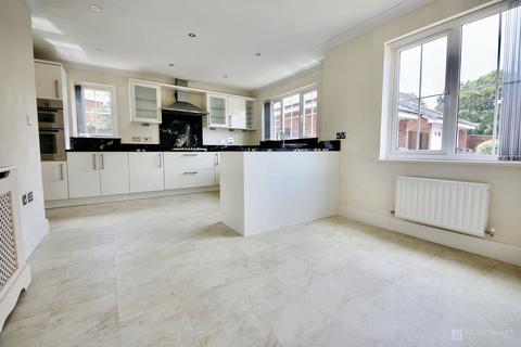 5 Aston Forge, Preston Brook, Runcorn, WA7 3AN