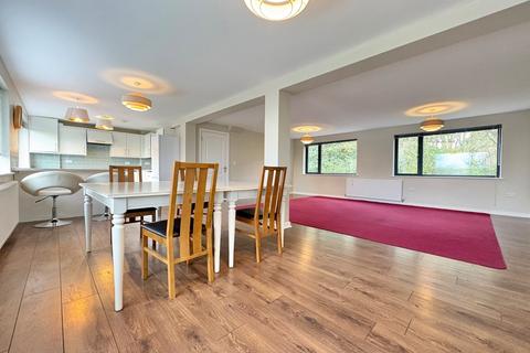undefined, Hollies Park Court, Weetwood Lane, Weetwood, Leeds, LS16