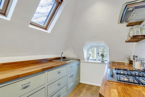 1 bedroom flat for sale, Melrose Road, London