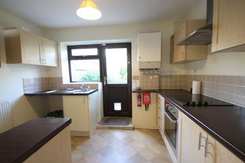 2 bedroom semi-detached house to rent, Taunton TA2