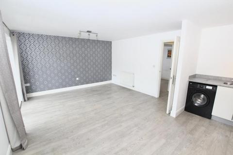 2 bedroom apartment to rent, Navigators Court, Bristol BS20