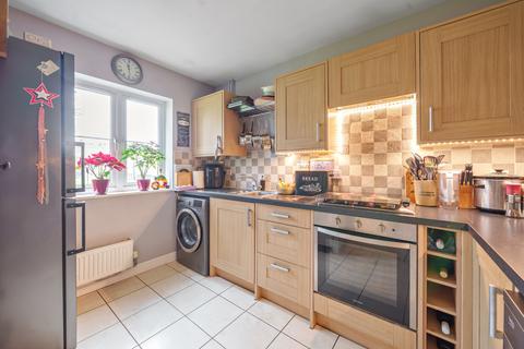 3 Bridge Mead, Ebley, Stroud, GL5 4BP