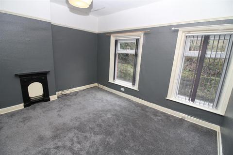 2 bedroom house to rent, Park Road, Dukinfield SK16