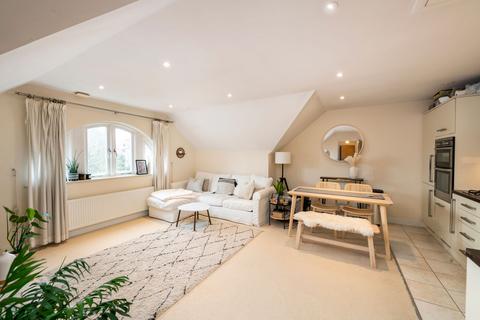 1 bedroom flat for sale, Reigate Hill, Wellingtonia Place, RH2