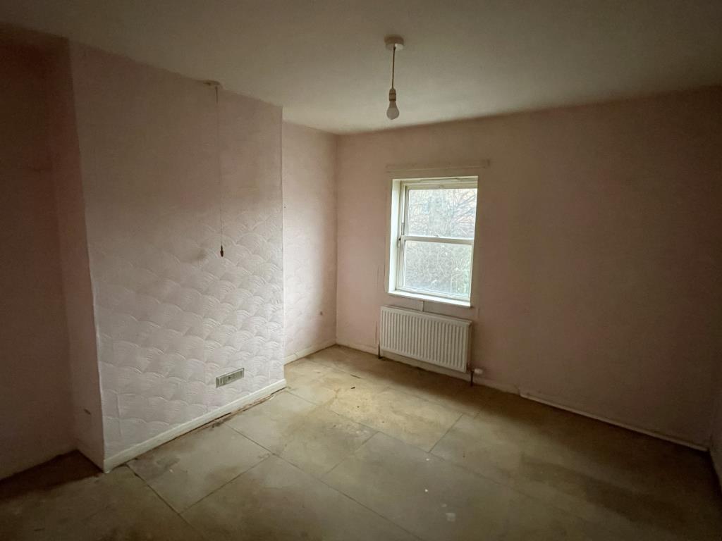 Bedroom of house in need of improvement